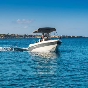 Rent the Paxos 17ft in Konnos Bay | Spacious